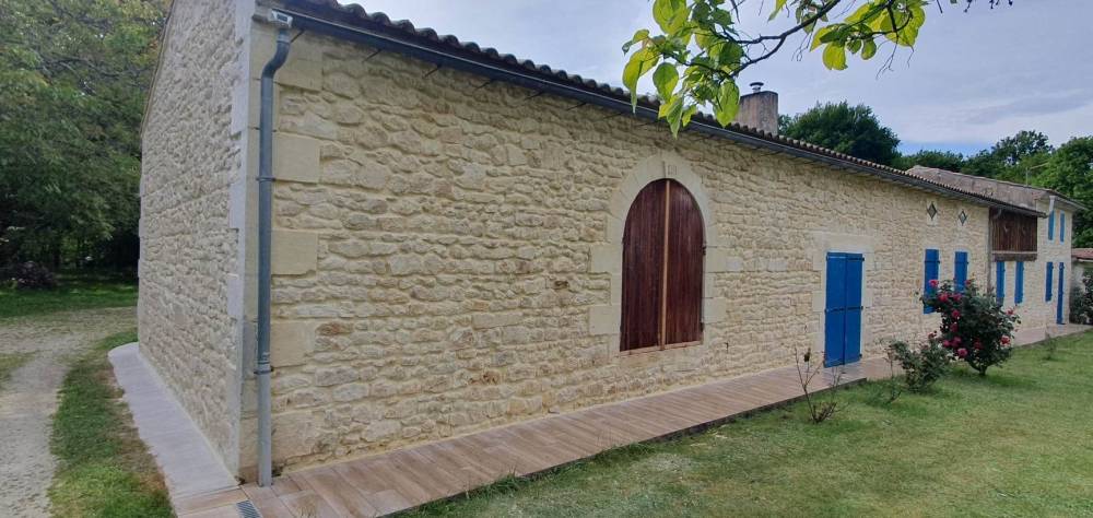 Ravalement façade pierre apparente (11)